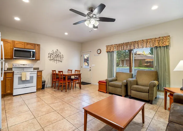 Apartment Juniper-grand Canyon By Roundhouse And Indian Pine